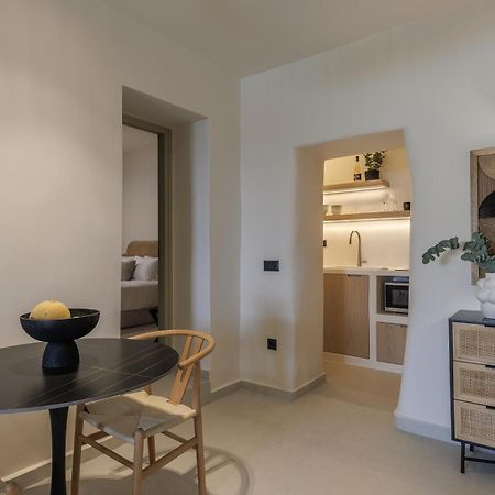 Morfes Luxury Suites By Caldera Houses Firostefani Extérieur photo