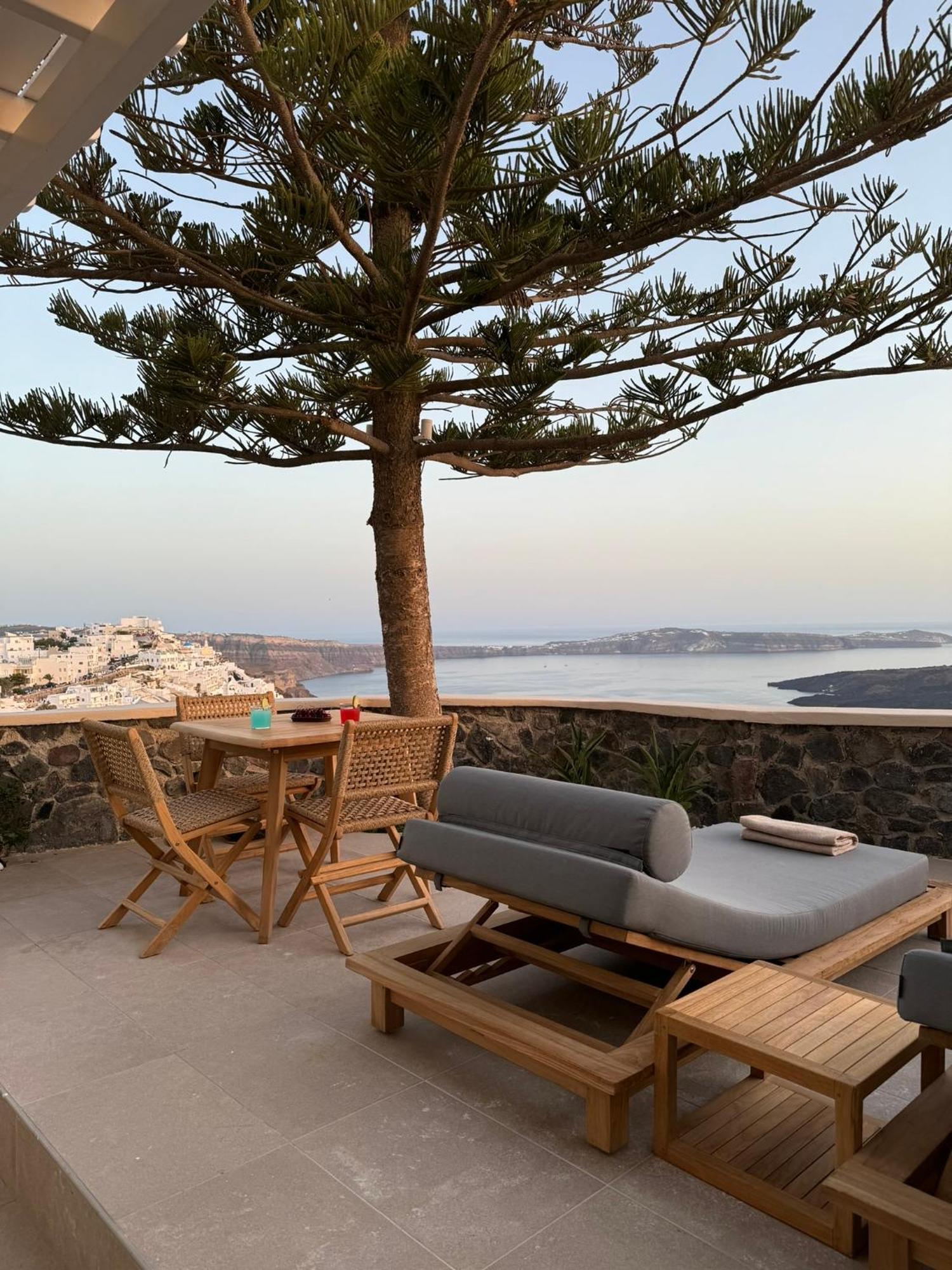 Morfes Luxury Suites By Caldera Houses Firostefani Extérieur photo